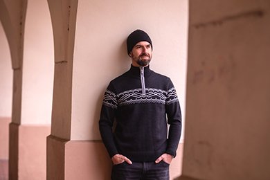 Pullover aus Merinowolle Kama 4060