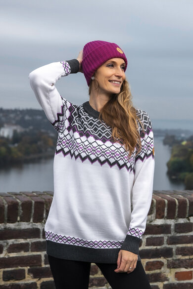 Merino sweater Kama 5045, Knitted Merino beanie Kama A180
