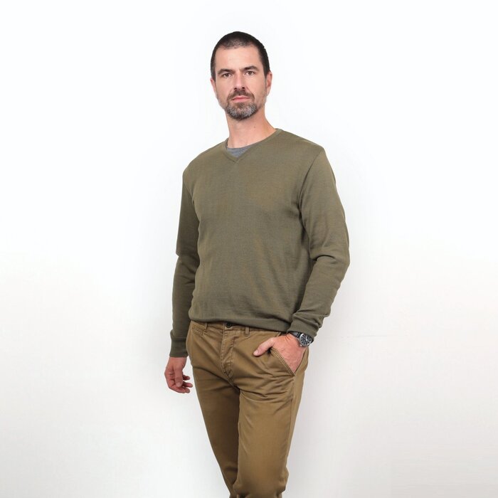 Merino sweater Kama 4104