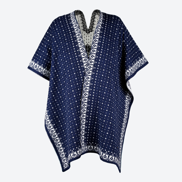 Knitted Merino poncho Kama 5042