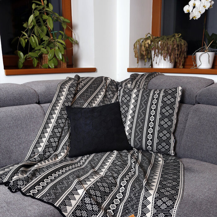 Knitted Merino blanket Kama Q4090