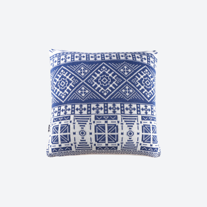 Knitted Merino pillow Kama P4101